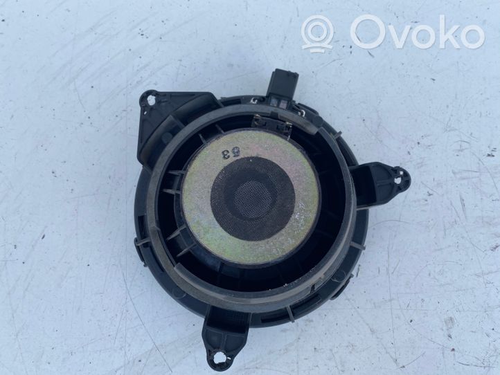 Volvo S80 Garsiakalbis (-iai) galinėse duryse 9472354