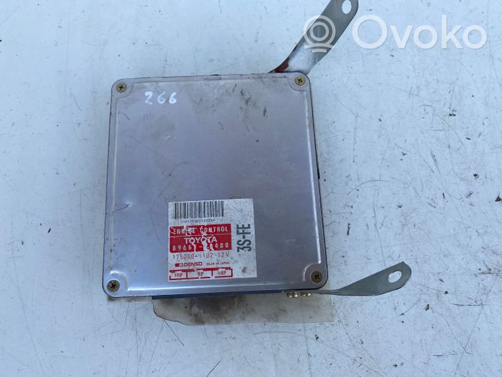 Toyota Carina T170 Calculateur moteur ECU 8966120480