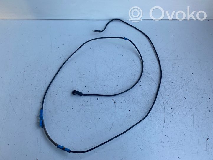 Toyota Avensis T220 Radion antenni 