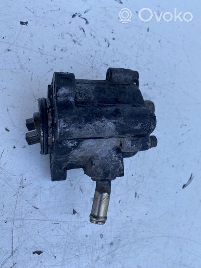 Toyota Avensis T220 Alipainepumppu 2930027010