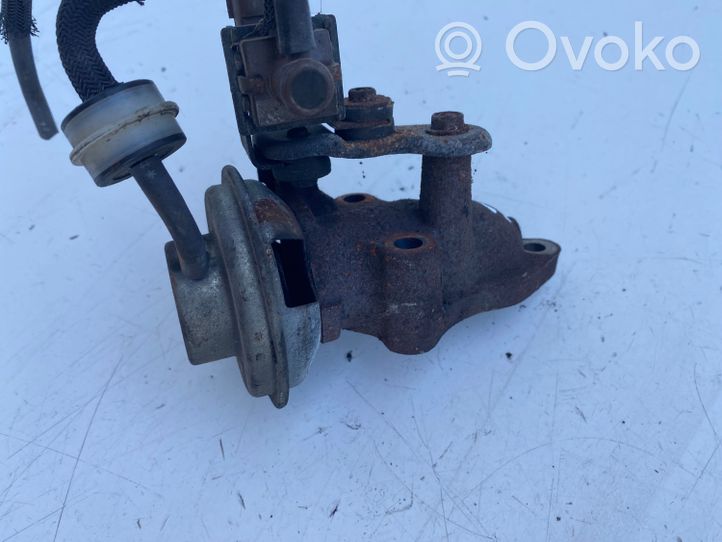 Toyota Avensis T220 EGR valve 2580027010