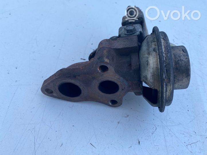 Toyota Avensis T220 EGR valve 2580027010