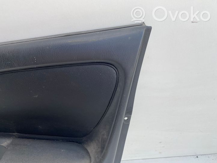 Toyota Avensis T220 Rivestimento del pannello della portiera anteriore 