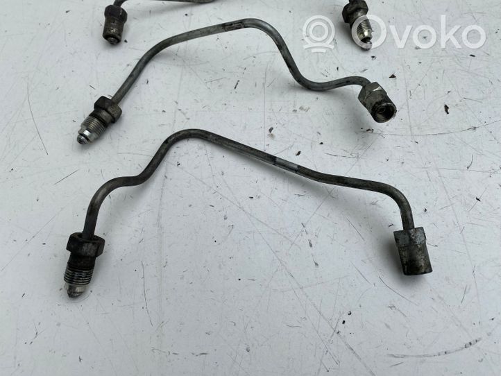 Toyota Avensis T220 Tuyau d'alimentation d'injecteur de carburant 