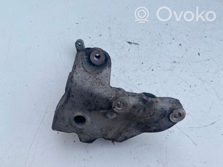 Volkswagen Golf V Supporto di montaggio scatola del cambio 1K0199117