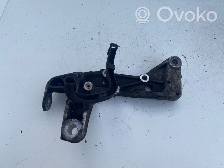 Volkswagen Golf V Altra parte della sospensione anteriore 1K0199295F