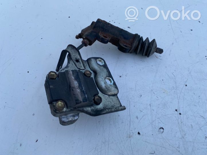 Toyota Corolla Verso E121 Clutch slave cylinder 