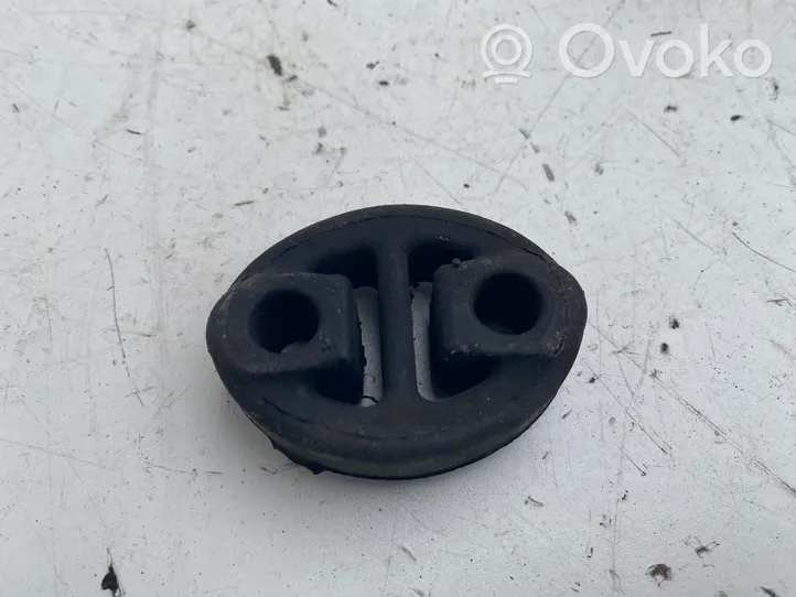 Toyota Avensis T250 Support / crochet de silencieux d'échappement 175650D060