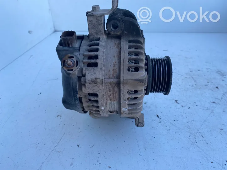 Toyota Avensis T250 Generatore/alternatore 