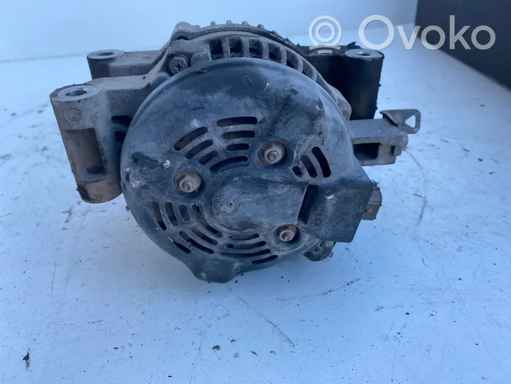 Toyota Avensis T250 Generatore/alternatore 