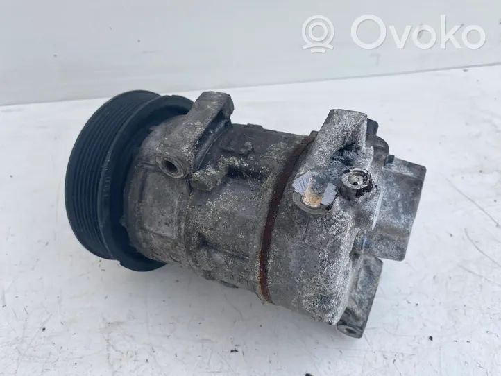 Toyota Avensis T250 Ilmastointilaitteen kompressorin pumppu (A/C) 4472601745