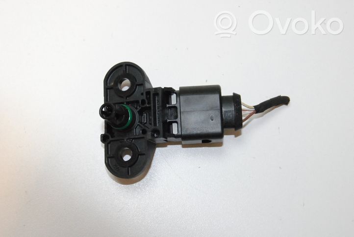 Audi Q7 4M Air pressure sensor 0261230265