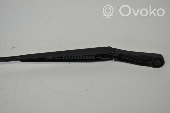 Volkswagen Amarok Windshield/front glass wiper blade 2H1955410