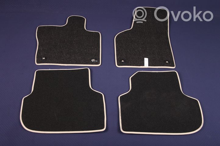 Volkswagen Jetta VI Car floor mat set 5C7863011E