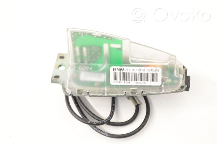 BMW 3 E92 E93 GPS-pystyantenni 1682646