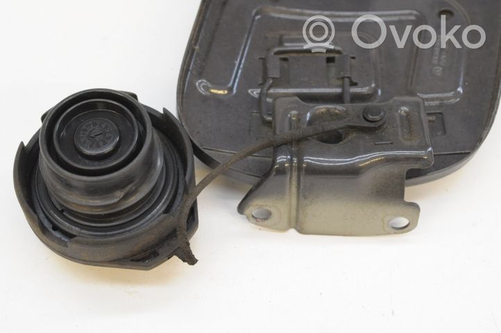 Volkswagen Touareg I Volet de trappe réservoir de carburant 7L6809905B