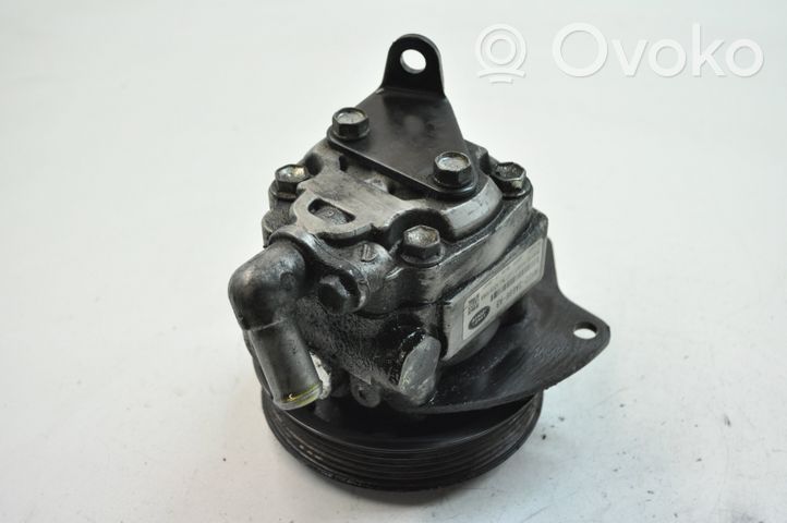 Land Rover Discovery 4 - LR4 Ohjaustehostimen pumppu AH223A696AB