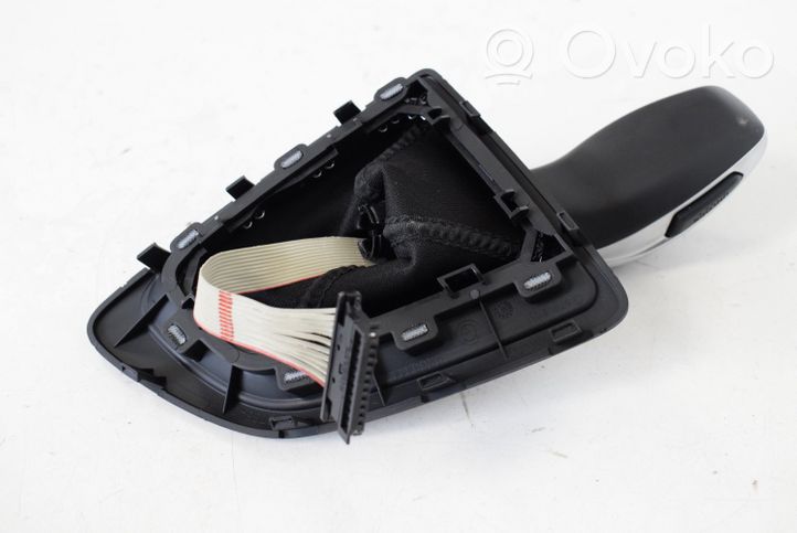 BMW 2 F46 Perilla/embellecedor de cuero de la palanca de cambios 9263414