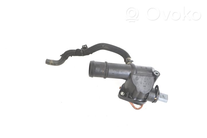 Audi A6 S6 C6 4F Tuyau de liquide de refroidissement moteur 03L121132