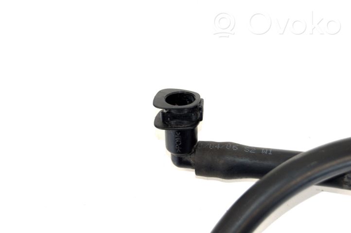 Volkswagen PASSAT B6 Windshield washer fluid hose 67063