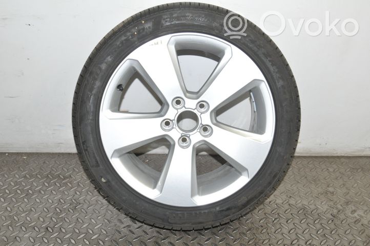 Volkswagen Golf VII Felgi aluminiowe R12 8V0601025