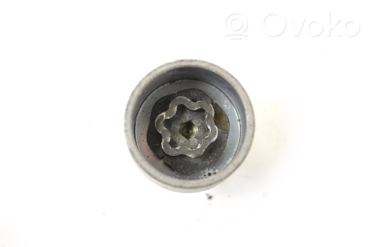 Volkswagen Scirocco Nuts/bolts 