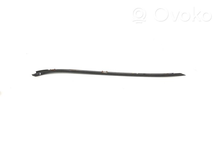 BMW 3 E90 E91 Garniture de pare-brise 7179263