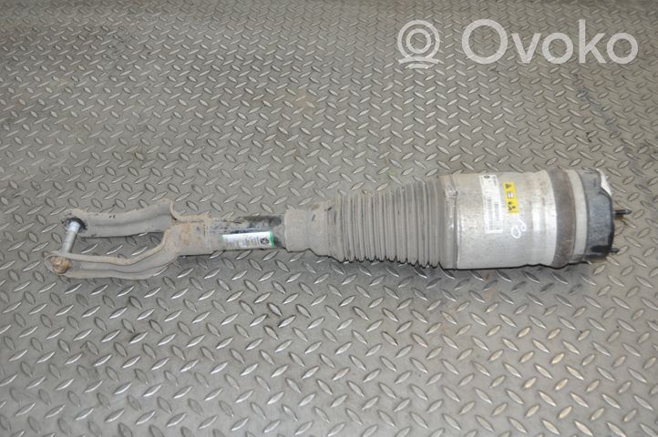 Jeep Grand Cherokee Przedni amortyzator zawieszenia pneumatycznego 68231889AA