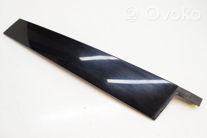 Volkswagen Touareg II Rivestimento modanatura del vetro della portiera anteriore 7P6837902