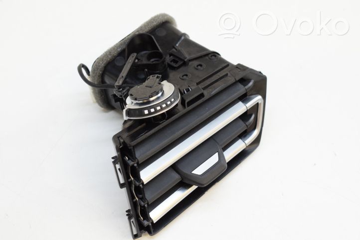 BMW X6M G06 F96 Lango oro grotelės 9499469