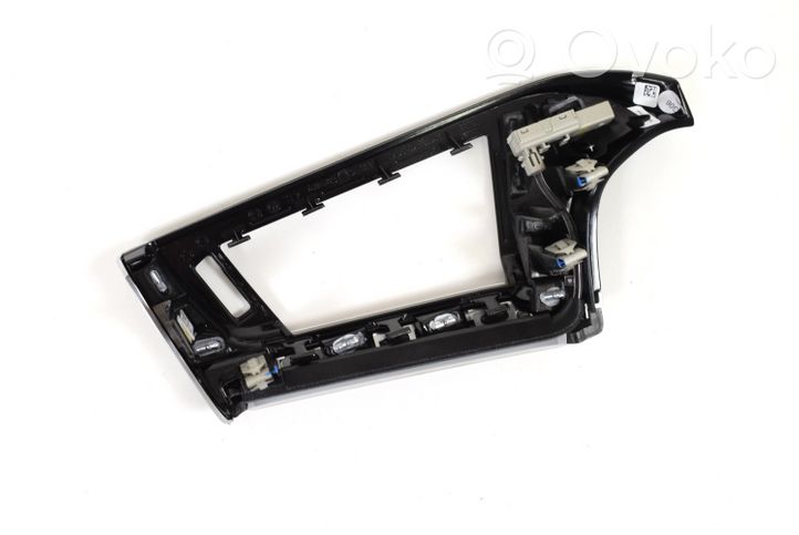 BMW 5 G30 G31 Rivestimento del vano portaoggetti del cruscotto 201585