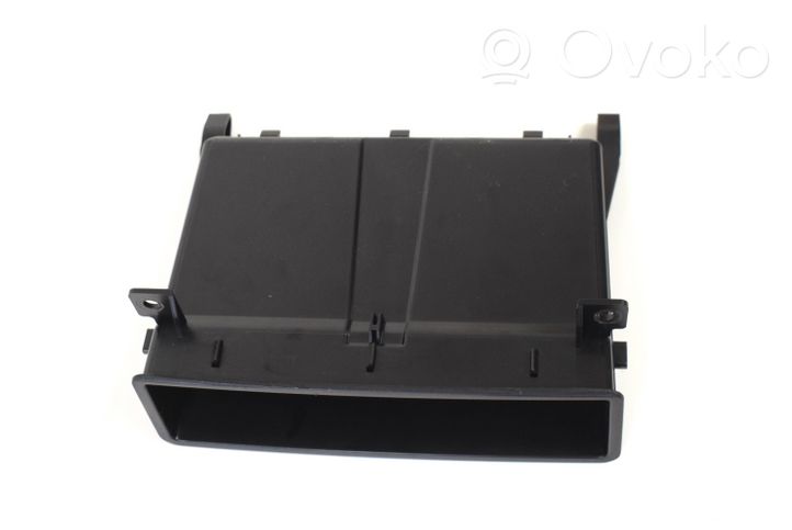 BMW 7 G11 G12 Boîte / compartiment de rangement pour tableau de bord 9302185