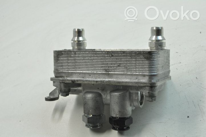 Mercedes-Benz E W238 Radiatore dell’olio del cambio A0995006300