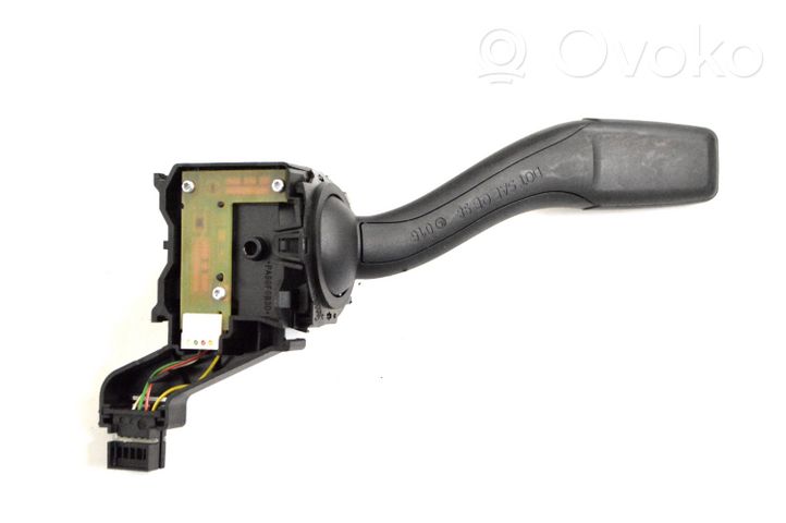 Audi R8 42 Indicator stalk 8P0953513E