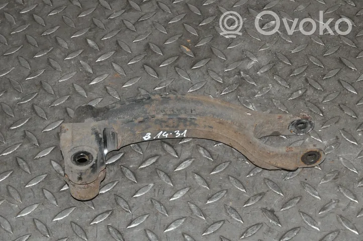 Audi A8 S8 D4 4H Fourchette, bras de suspension inférieur avant 8R0413B