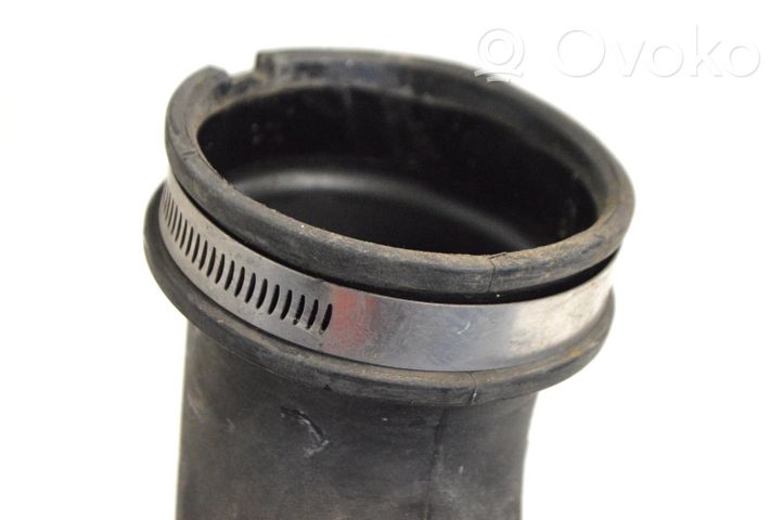 Subaru Outback Tube d'admission de tuyau de refroidisseur intermédiaire A13AJ00