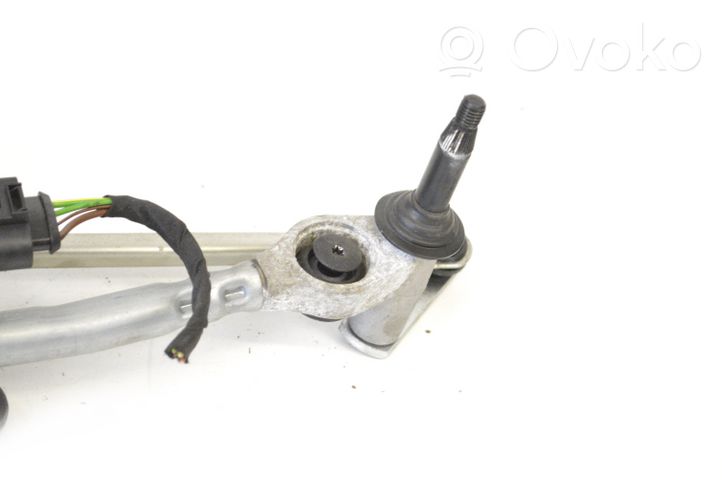 Audi Q2 - Tiranti e motorino del tergicristallo anteriore 81C955119