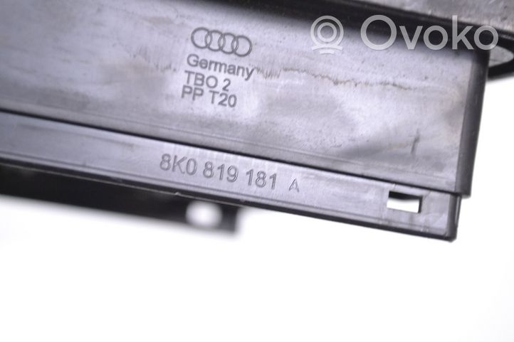 Audi A5 8T 8F Évent de pression de quart de panneau 8K0819181A