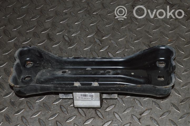 Mercedes-Benz SLK R172 Supporto di montaggio scatola del cambio A2122400500