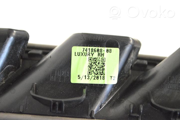 BMW X3 G01 Listwa / Nakładka na błotnik przedni 7418608