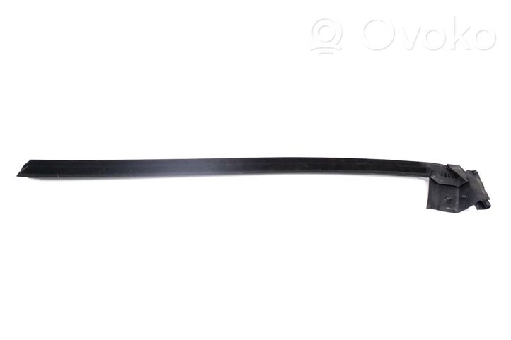 Volkswagen PASSAT CC Rivestimento modanatura del vetro della portiera anteriore 3C8837471B