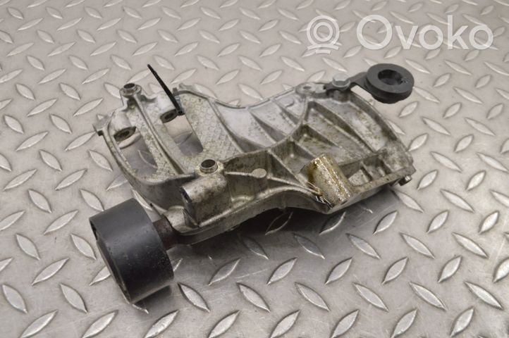 BMW 4 F32 F33 Staffa di montaggio del compressore dell’A/C 7585167