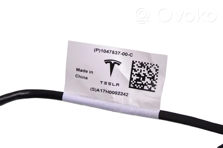 Tesla Model X Enchufe conector USB 104753700C