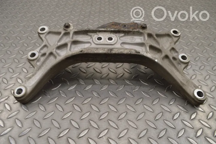 Maserati Ghibli Supporto di montaggio scatola del cambio 670001738