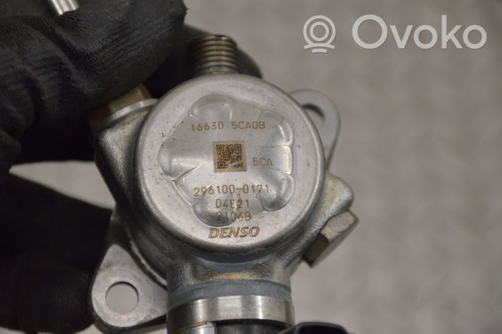 Infiniti Q50 Pompe d'injection de carburant à haute pression 04E2121068