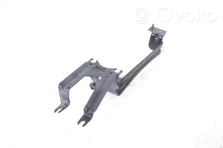 Mercedes-Benz B W247 Soporte para la bomba de ABS A1774303400