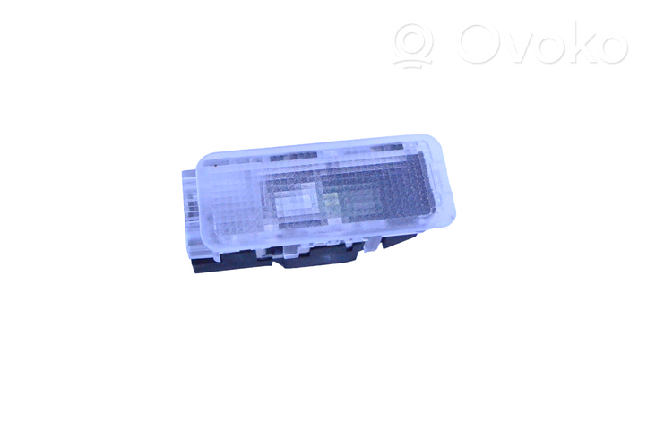 Opel Mokka X Front seat light 