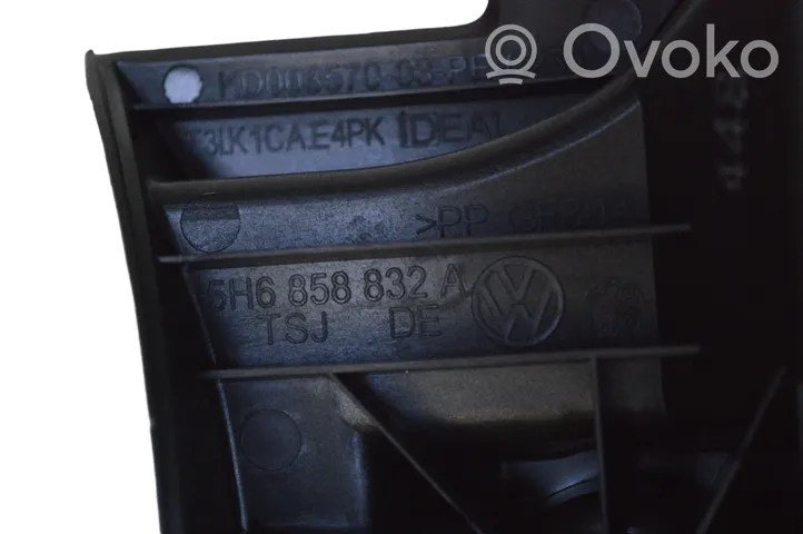 Volkswagen Golf VIII Garniture latérale de console centrale arrière 5H6858832A