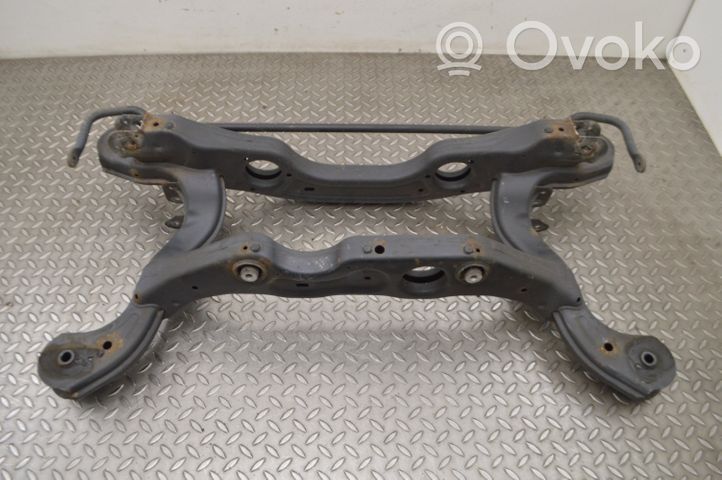 Infiniti Q30 Taka-apurunko A2463502401