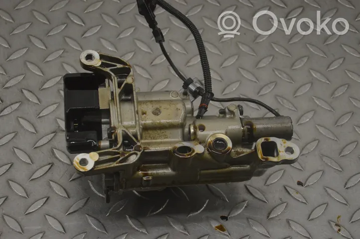 Citroen DS5 Pompe à huile V7594010